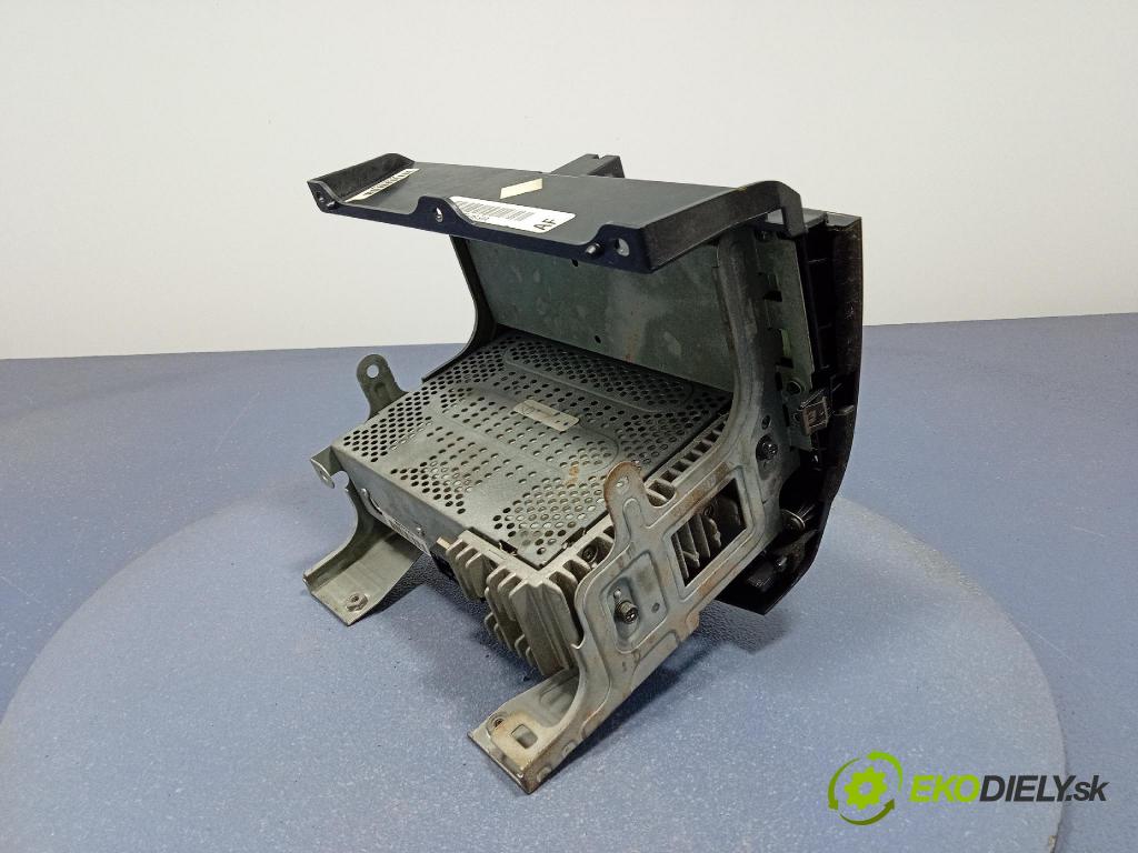 Honda Accord 2005 Radio I Navigácia: 39050-SDA-A020