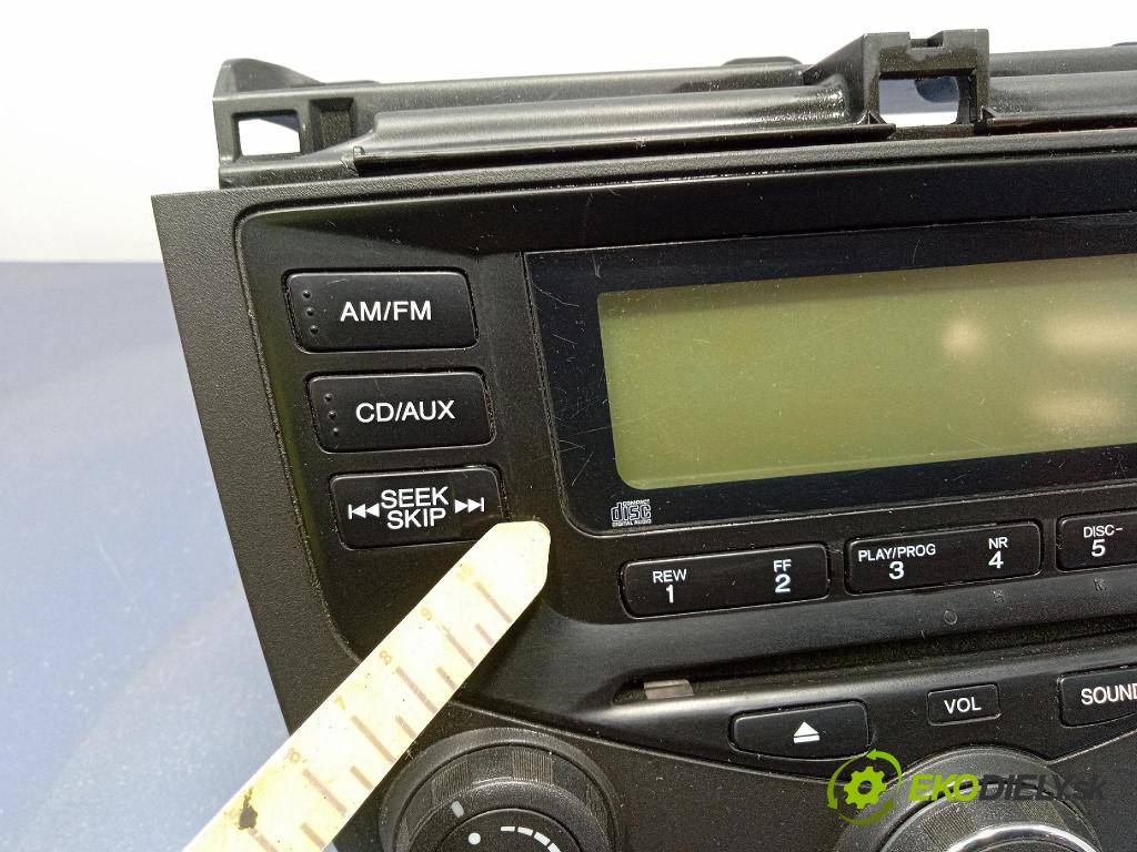 Honda Accord 2005 Radio I Navigácia: 39050-SDA-A020