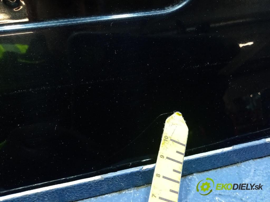 Bmw X5 2019 zadna dveře kufra: kufra: 01