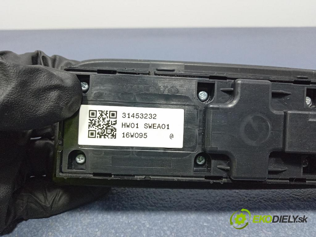 Volvo V40 2016 prepínač Okná: 31453232