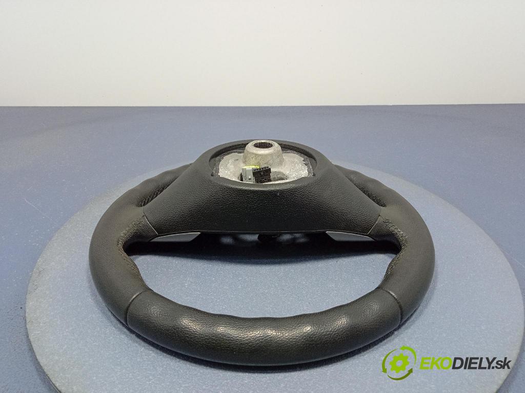 Bmw Seria 1 2005 volant 6795570