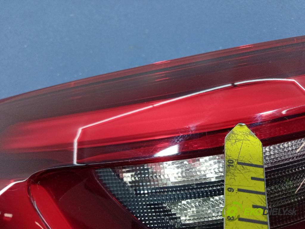Bmw X5 2019 svetlo / reflektor zad ľavá Vonkajsia: 7442259