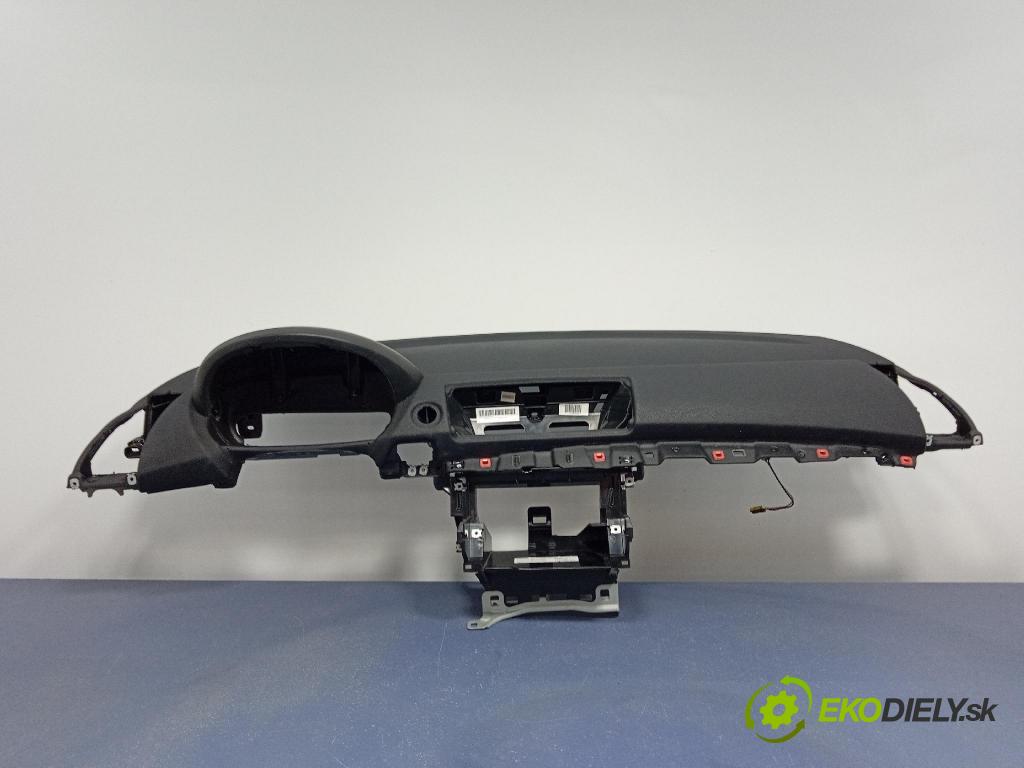 Bmw Seria 1 2005 kokpit,pristrojová doska 7051505