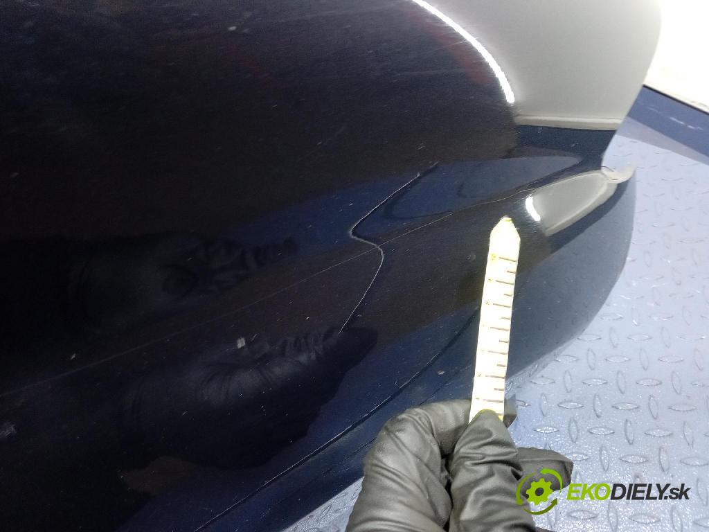 Honda Fr-v 2004 blatník Predné v pravo: 01