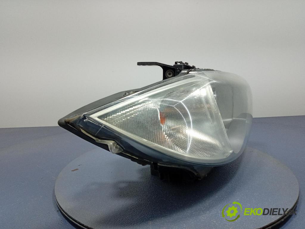 Bmw Seria 1 2005 Reflektor: v pravo: 6924486