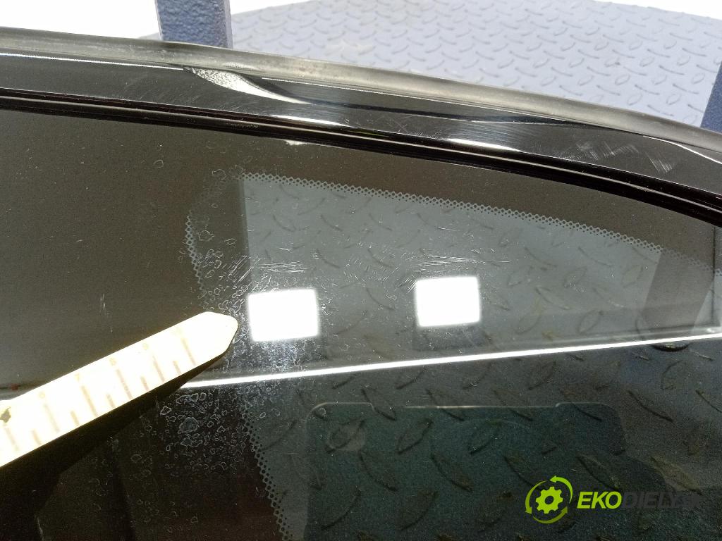 Bmw X5 2019 sklo Karoséria: zad 7444077