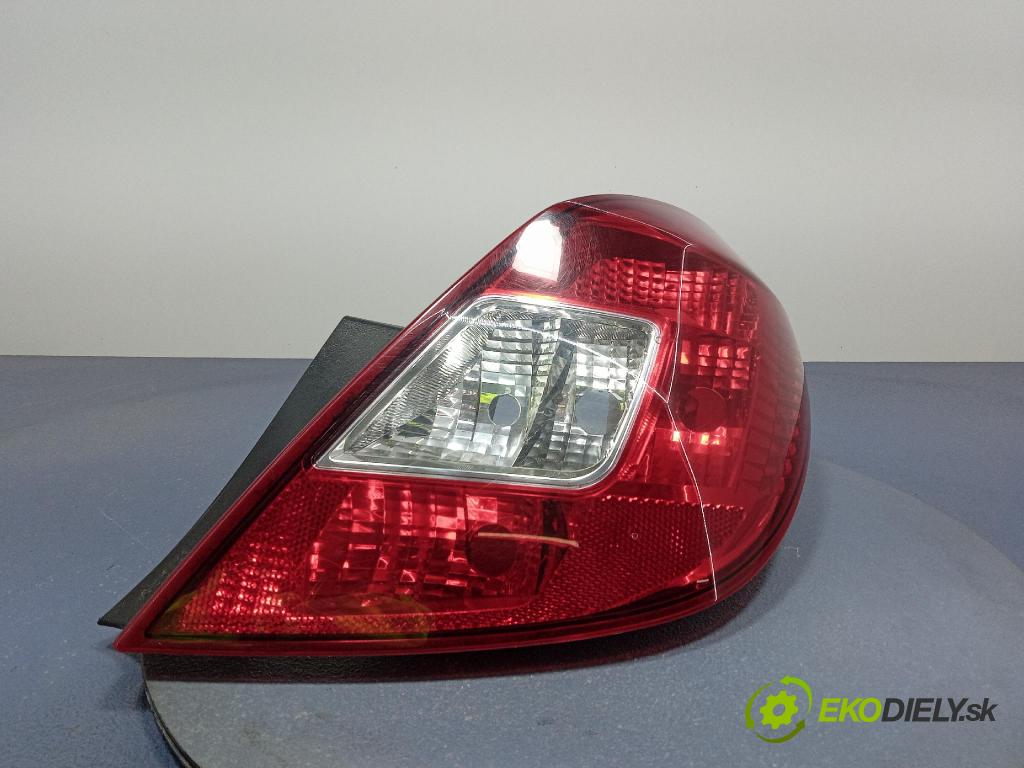 Opel Corsa 2008 svetlo / reflektor zad Prava: Vonkajsia: 89316329