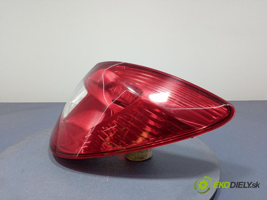 Opel Corsa 2008 svetlo / reflektor zad Prava: Vonkajsia: 89316329