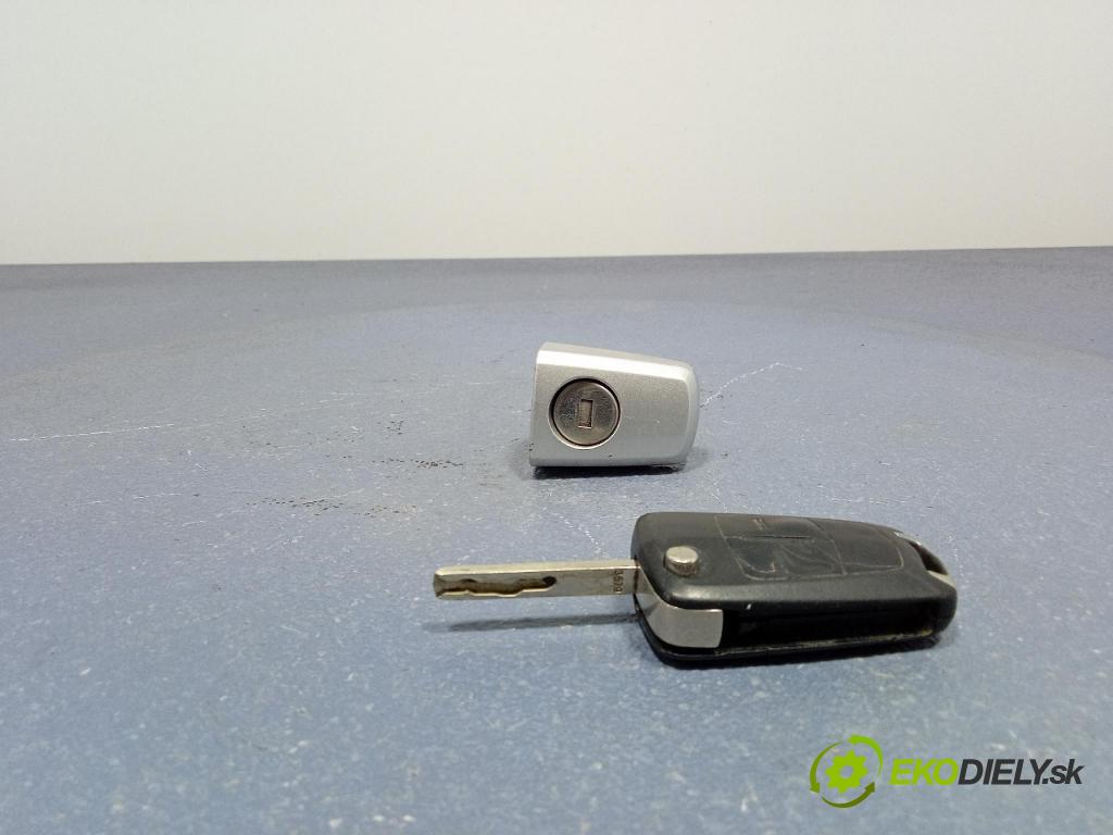 Opel Corsa 2008 riadiaca jednotka Motor: 55557934