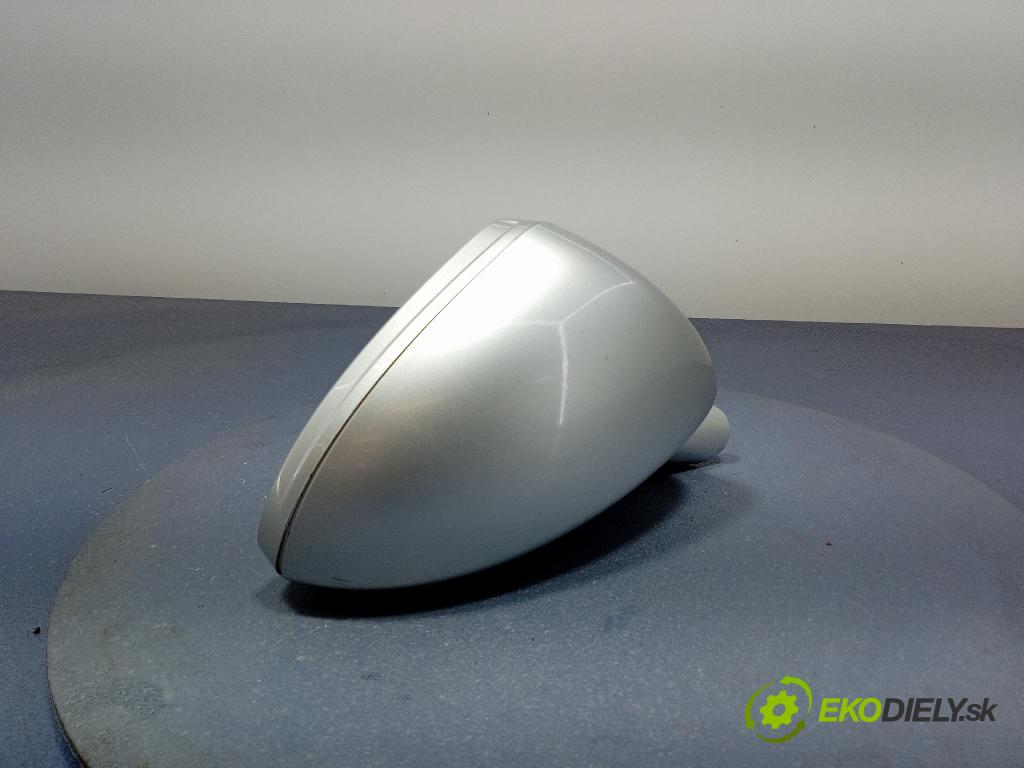 Opel Corsa 2008 zrkadlo pravé 01