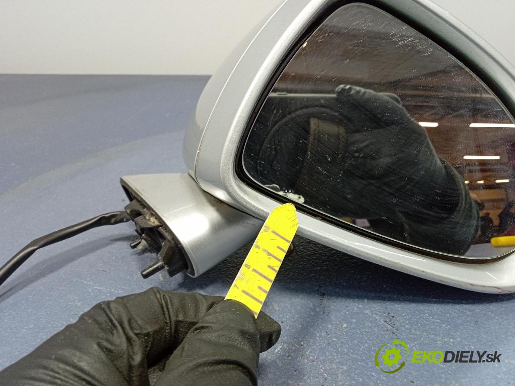 Opel Corsa 2008 zrkadlo pravé 01