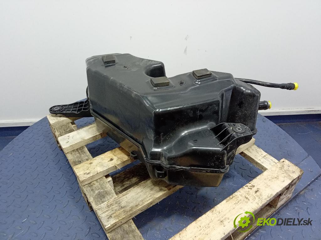 Bmw X5 2019 Nádrž: AdBlue: 7440009