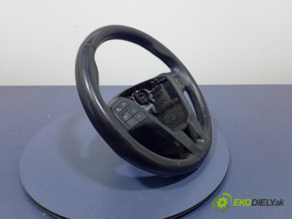 Volvo V40 2016 volant 34220709A