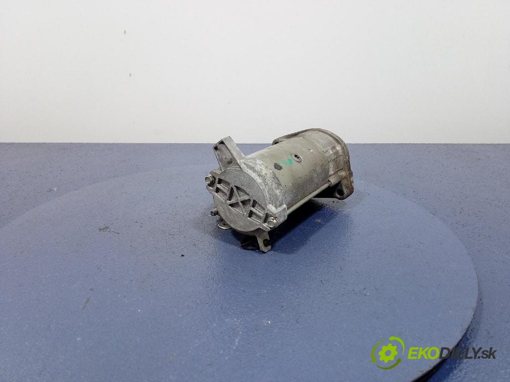 Volvo V40 2016 štartér 31419543