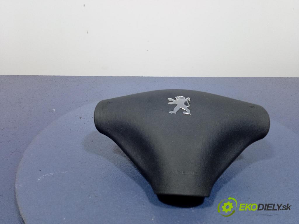 Peugeot 107 2008 Airbag: Řidiči: x 01