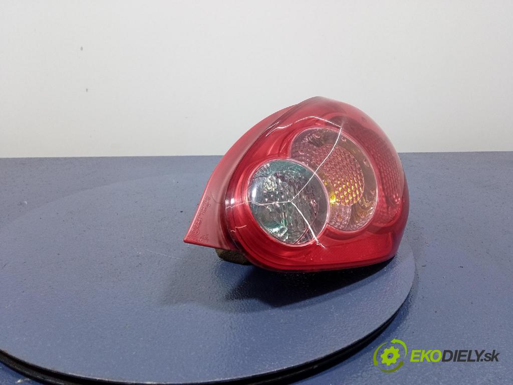 Toyota Aygo 2008 svetlo / reflektor zad Prava: Vonkajsia: 81550-0H020