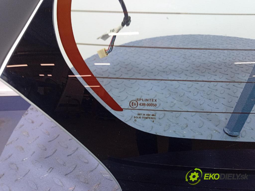 Toyota Aygo 2008 zadna dveře kufra: kufra: 01
