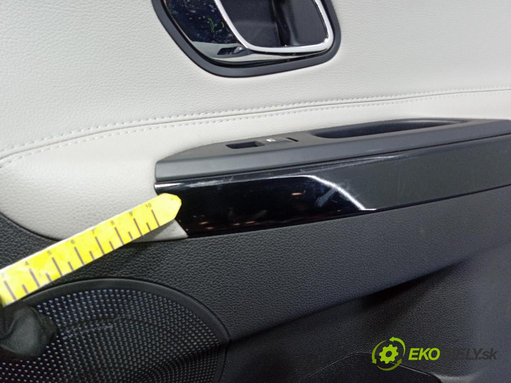 Kia Ceed 2014 Čalounictví: dvere zad Prava: 83360-A2010