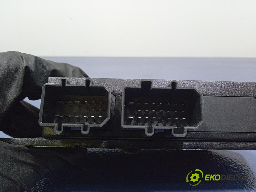 Vw Passat 2004 řídící jednotka Komfortu 1C0959799B