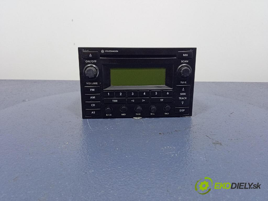 Volkswagen Passat 1.9 tdi 2004 Radio I Navigácia: 3B7035195A