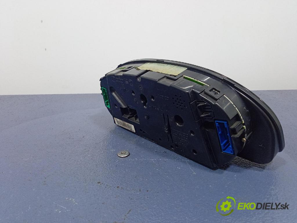 Volkswagen Passat 1.9 tdi 2004 prístrojovka/ budíky 3B0920849A