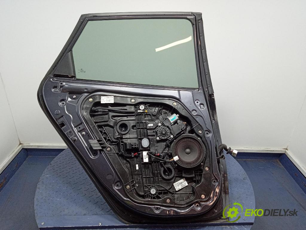 Kia Ceed 2014 dvere zad Vľavo: