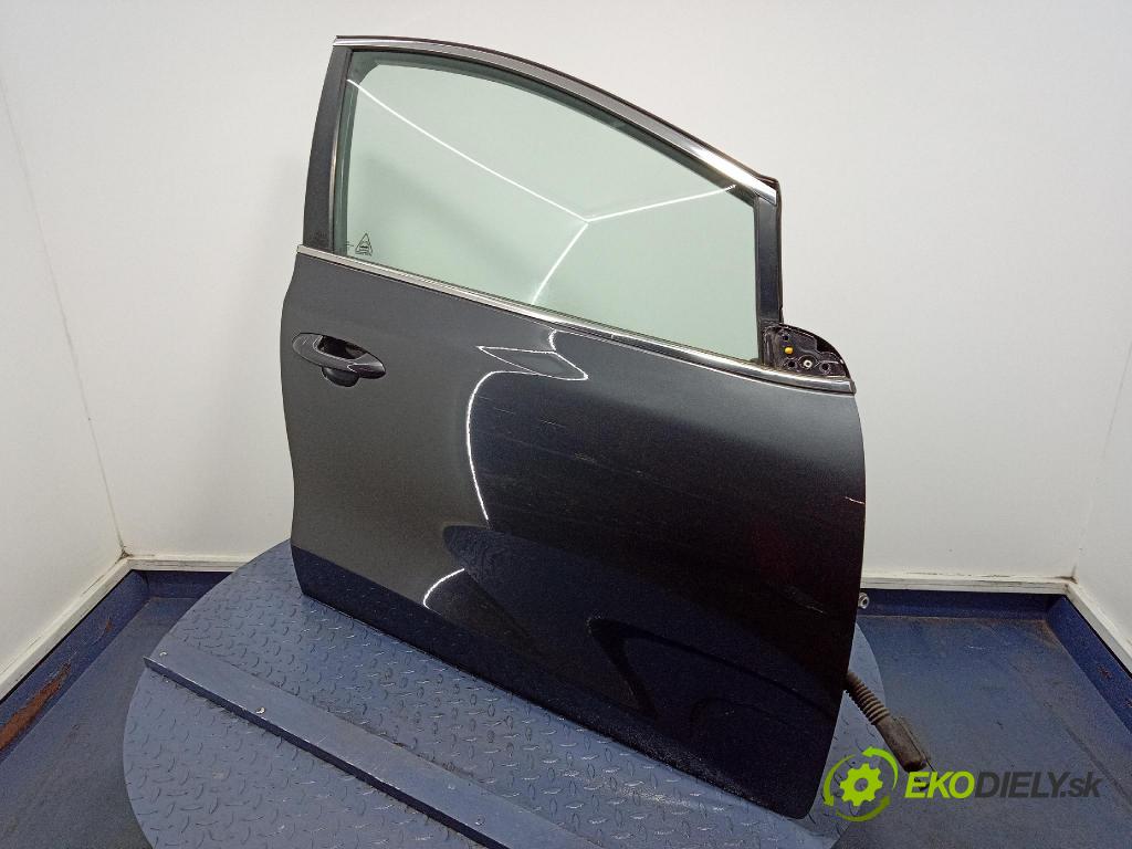 Kia Ceed 2014 dvere Predné pravé