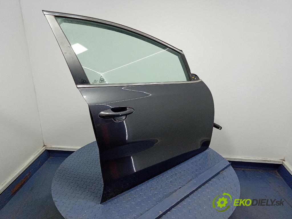 Kia Ceed 2014 dvere Predné pravé