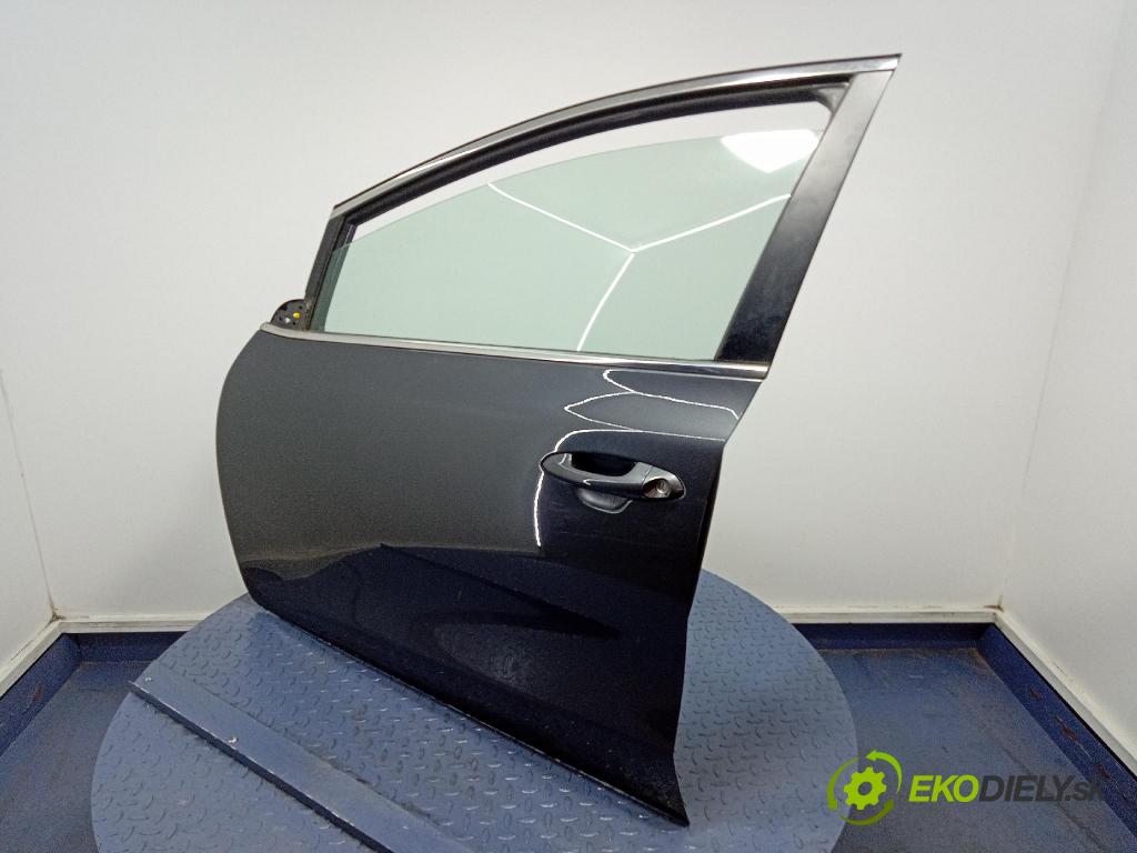 Kia Ceed 2014 dvere Predné Vľavo: