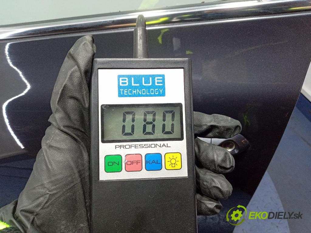 Kia Ceed 2014 dvere Predné Vľavo: