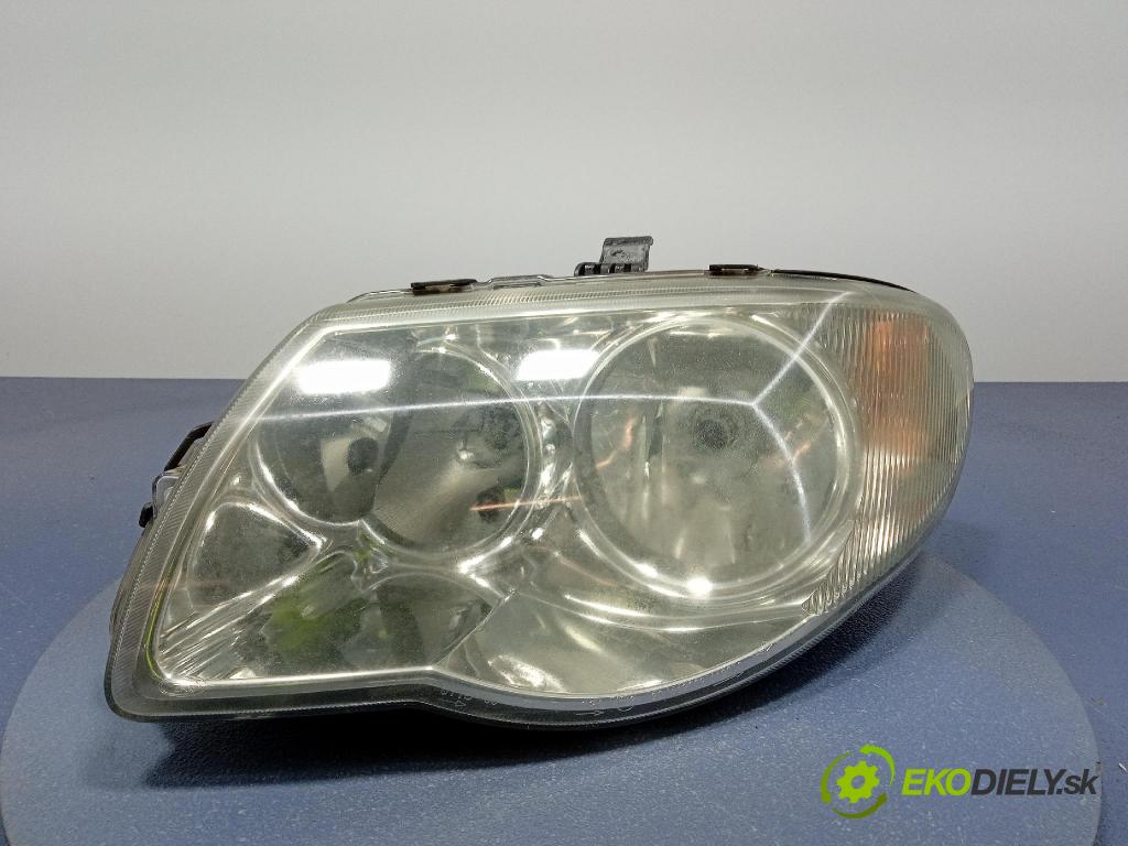 Chrysler Voyager 2007 Reflektor: Vľavo: 04857831AC