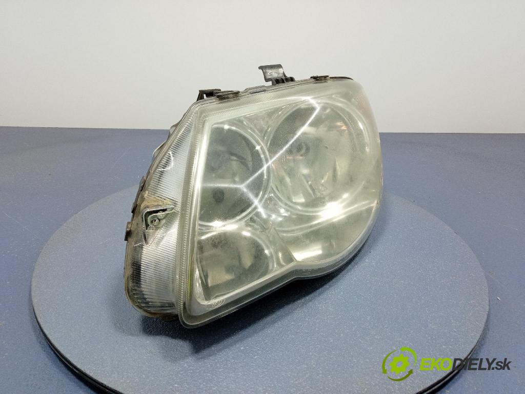 Chrysler Voyager 2007 Reflektor: Vľavo: 04857831AC