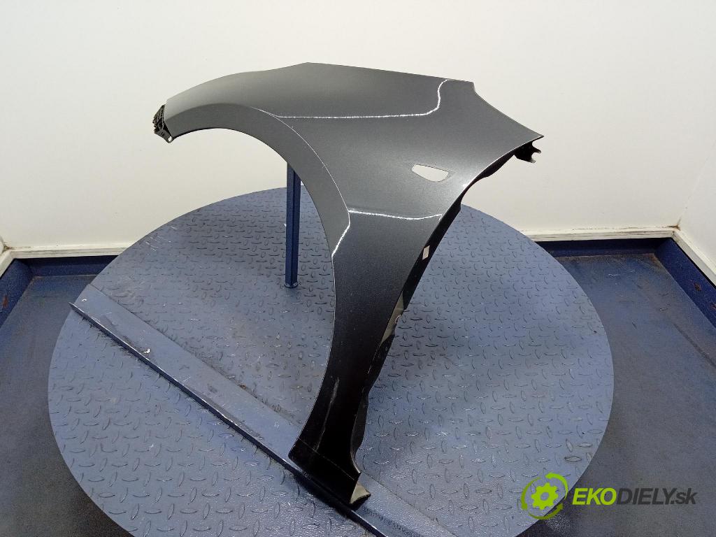 Kia Ceed 2014 blatník Predné Vľavo: