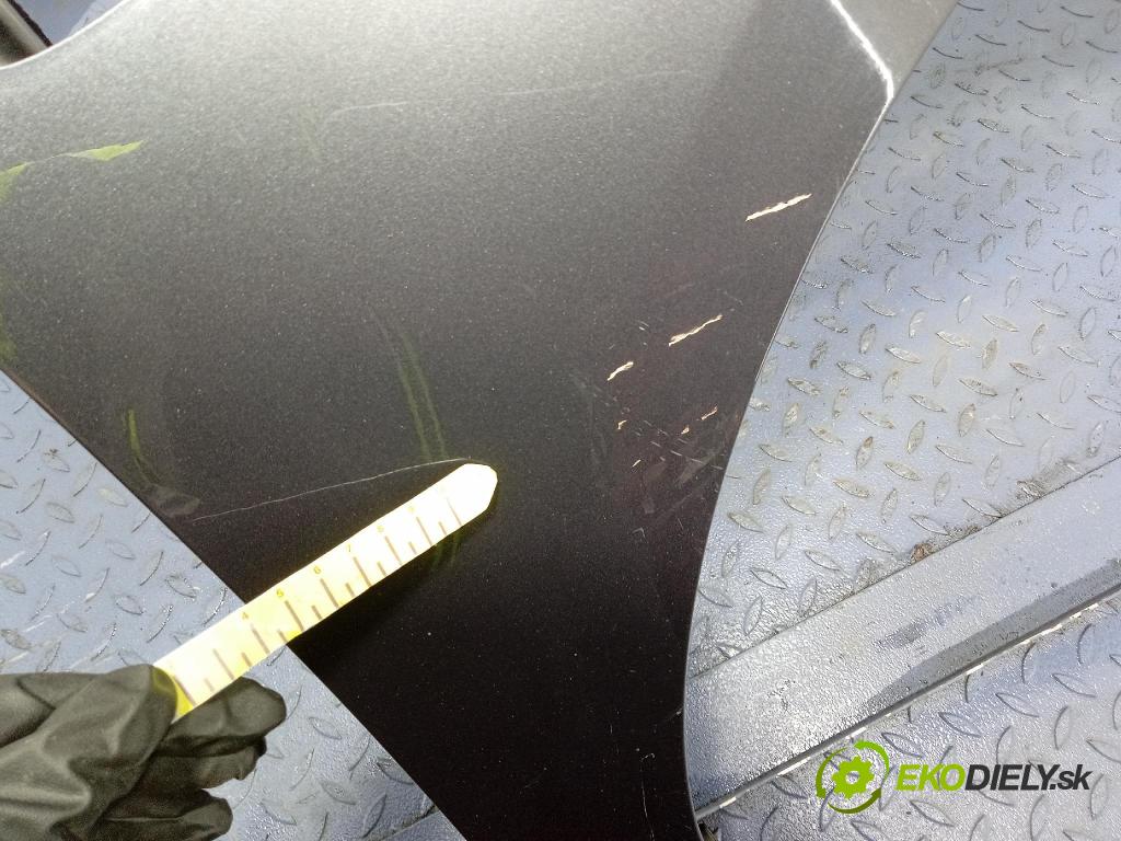 Kia Ceed 2014 blatník Predné v pravo: