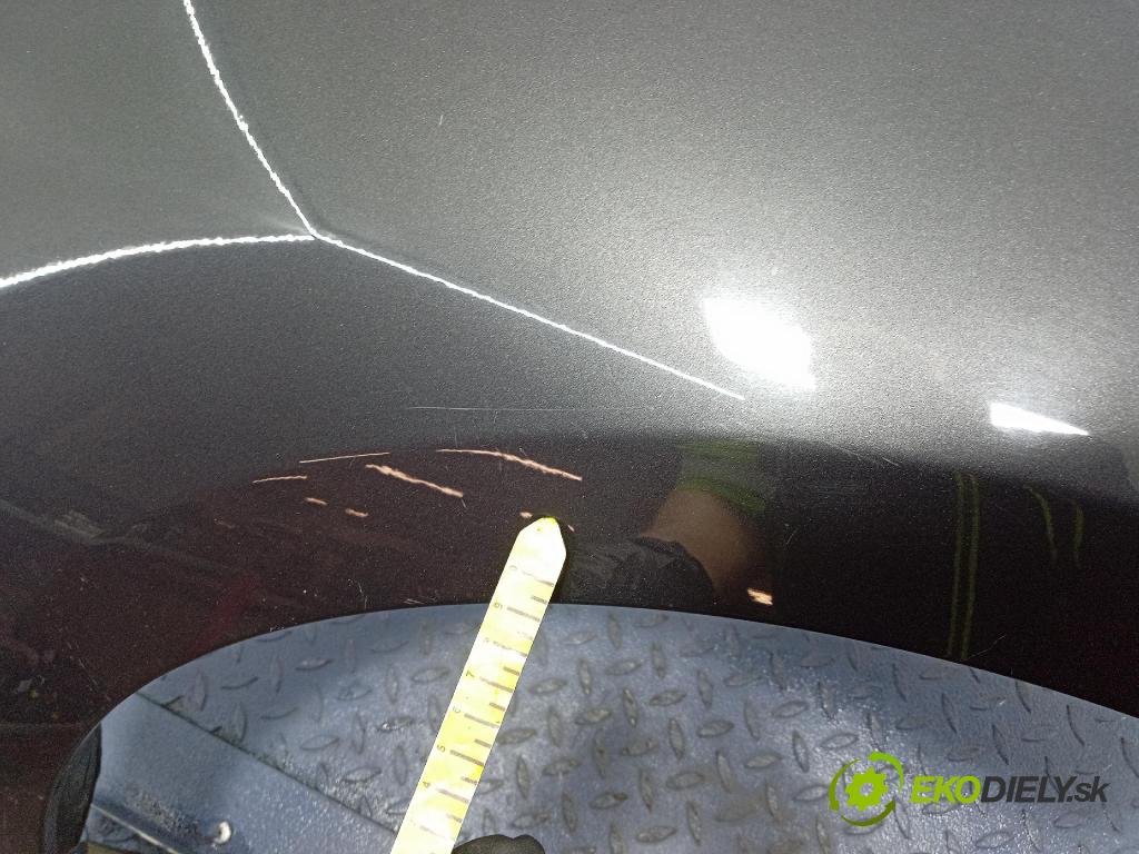 Kia Ceed 2014 blatník Predné v pravo: