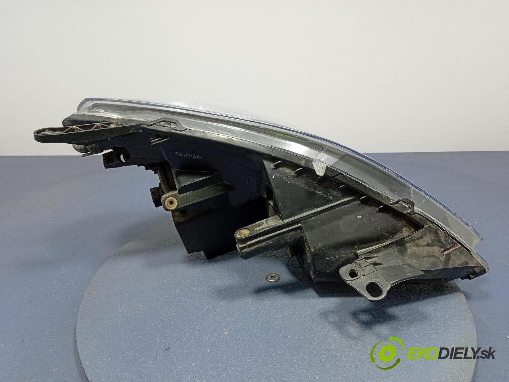Opel Zafira 2006 Reflektor: Vľavo: 442-1149L