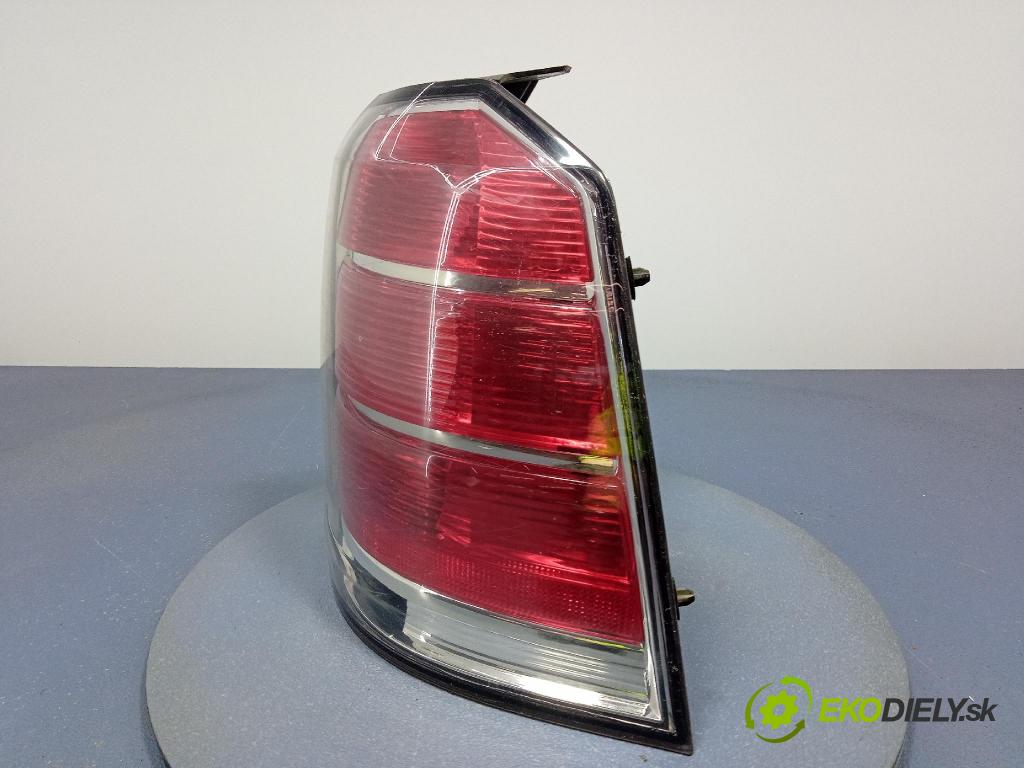 Opel Zafira 2006 svetlo / reflektor zad Prava: Vonkajsia: 442-1948R