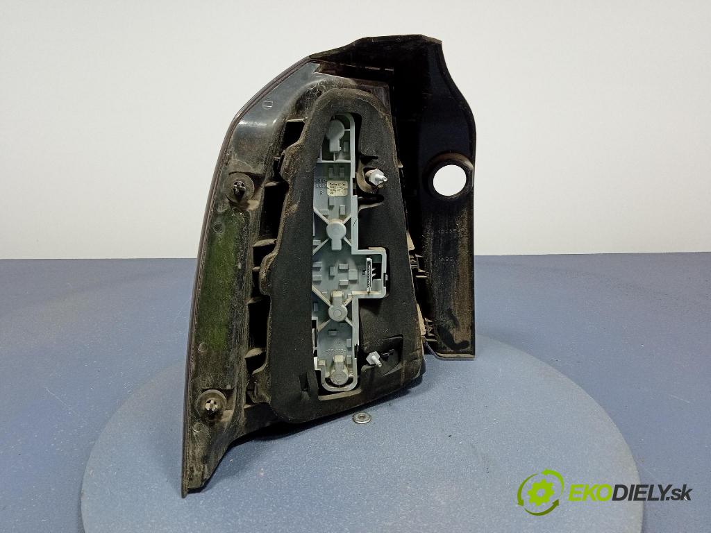 Opel Zafira 2006 svetlo / reflektor zad Prava: Vonkajsia: 442-1948R