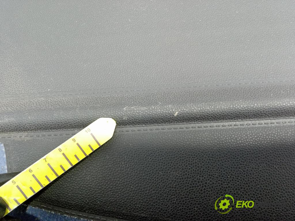 Opel Zafira 2006 roleta 01