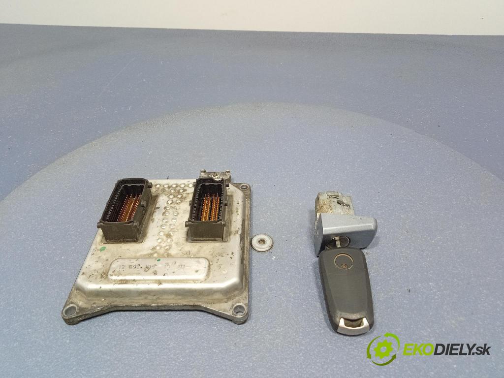 Opel Zafira 2006 riadiaca jednotka Motor: 12992406