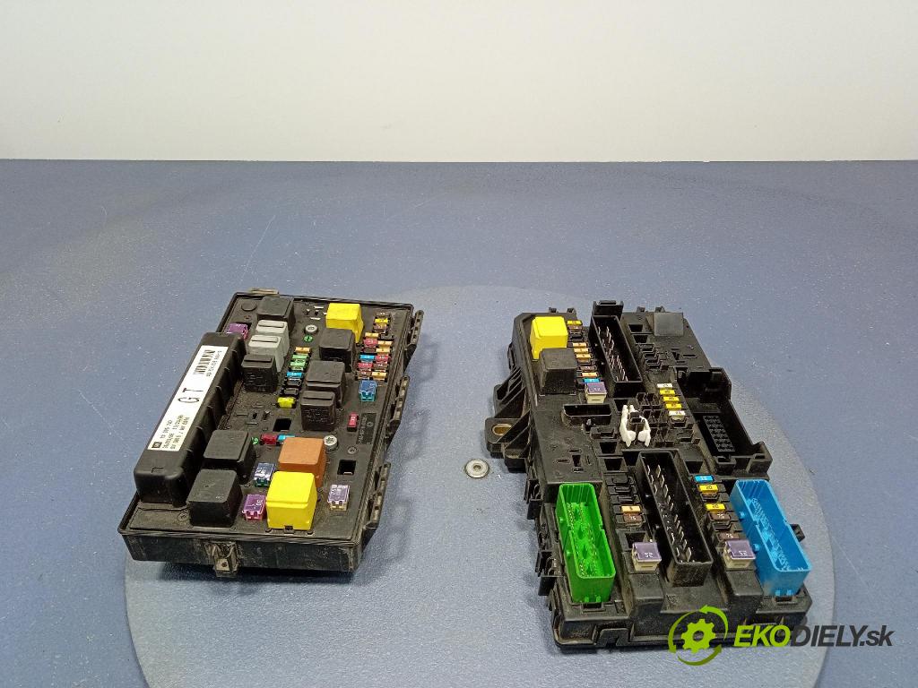 Opel Zafira 2006 riadiaca jednotka Motor: 12992406