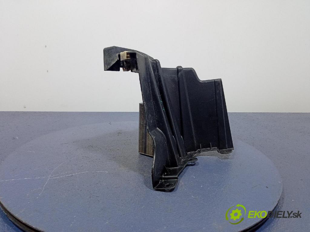 Bmw X5 2019 kryt Plast: podvozek: 7424901