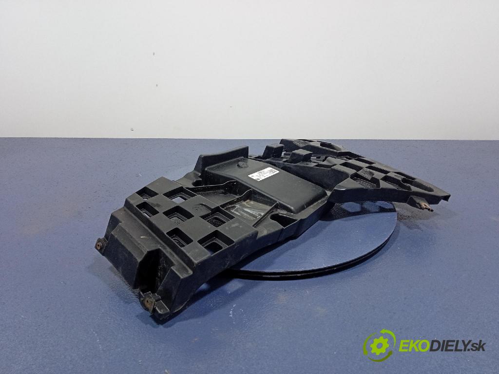 Bmw X5 2019 Upevnenie: narazník 8069248