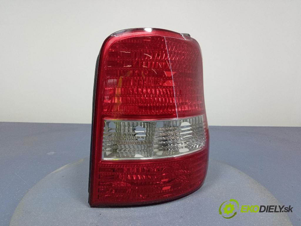 Kia Carnival 2002 svetlo / reflektor zad Prava: Vonkajsia: