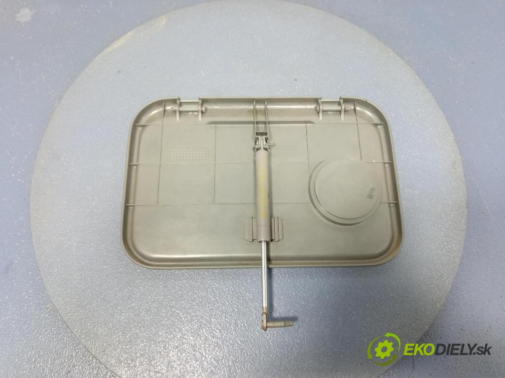 Kia Carnival 2002 operadlo 0K53B88103A