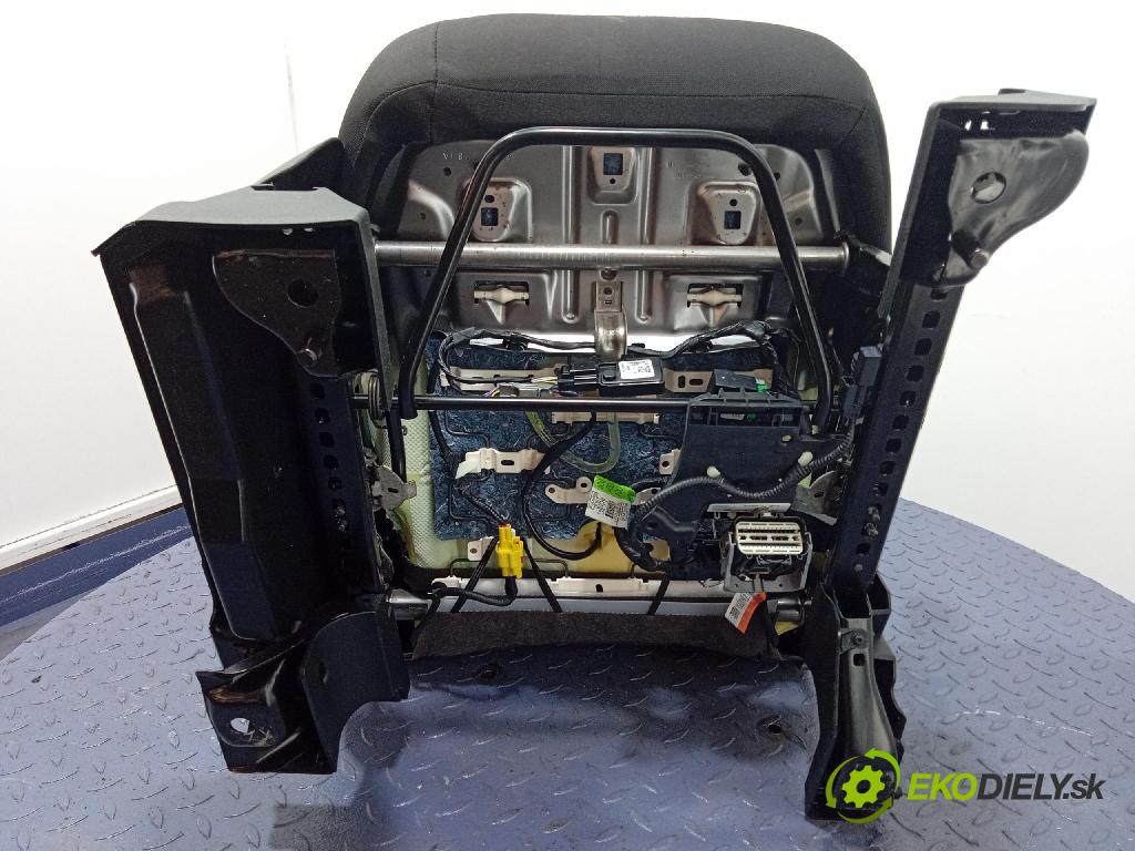 Ford Escape 2019 Sedačka spolujazdca