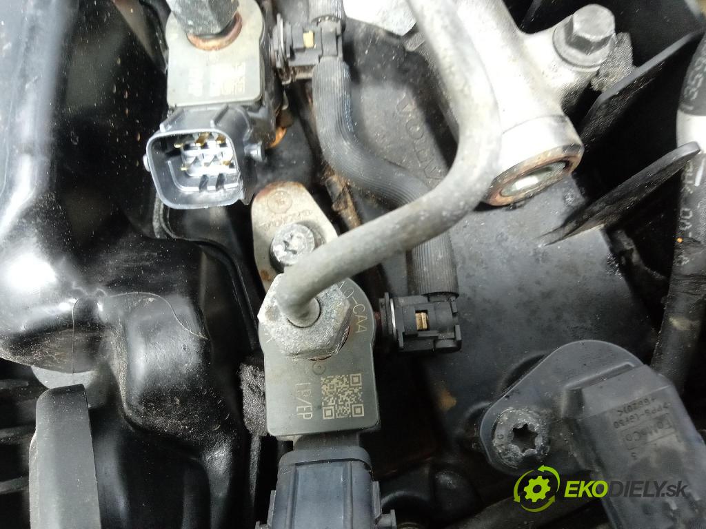 Volvo V40 2016 motor Diesel: D4204T8