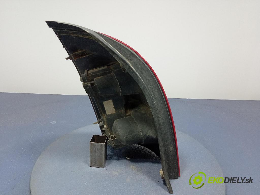 Nissan Primera 2005 svetlo / reflektor zad Prava: Vonkajsia: 1289
