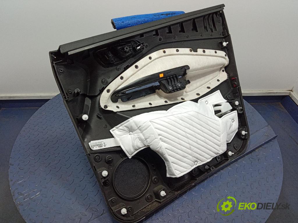 Ford Escape 2019 Čalounictví: dvere Predné ľavá