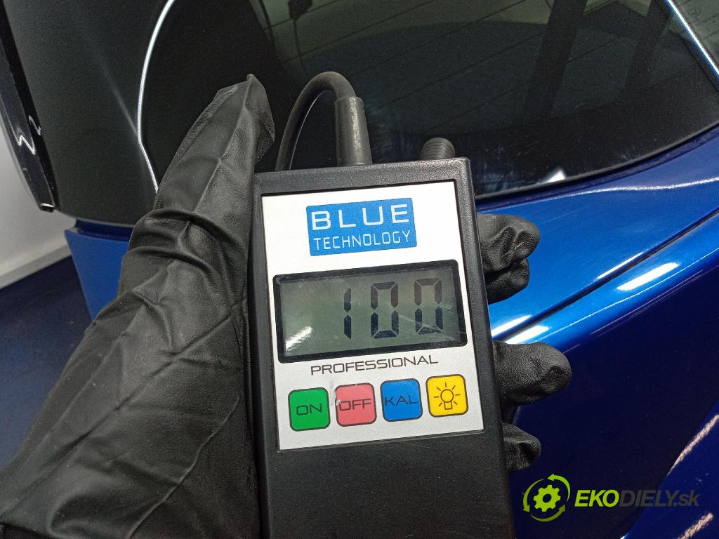 Ford Escape 2019 zadna dveře kufra: kufra: